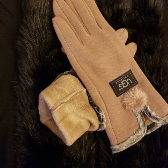 Winter wears - Picture 3 of 3